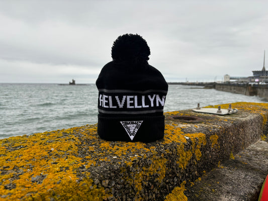 Helvellyn Clothing bobble hat black